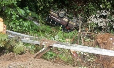 "Bus PT Sumatera Tapanuli Transport Masuk ke jurang di Tapanuli Utara "