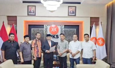 Afrizal Sintong - Setiawan Resmi Terima SK dari DPP PKS sebagai Bacalon Bupati dan Wakil Bupati Rohil