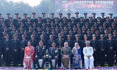 Panglima TNI Lantik 350 Perwira Prajurit Karier TNI TA 2024