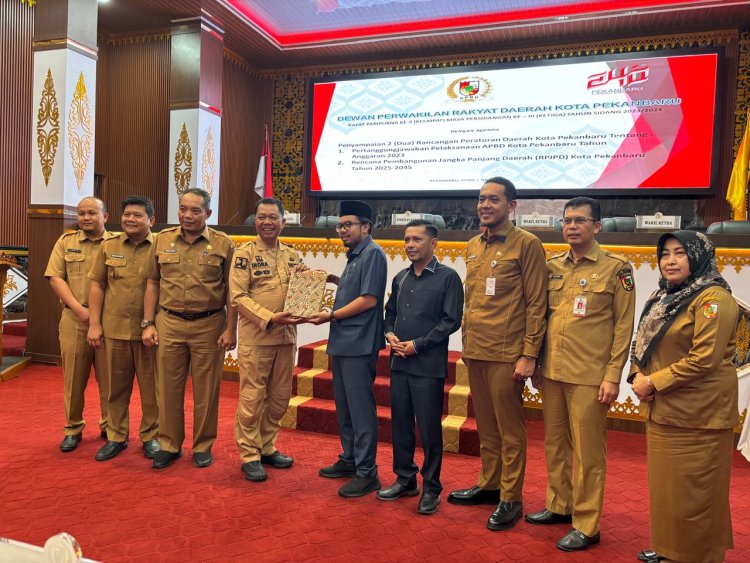 DPRD Pekanbaru Gelar Paripurna Penyampaian Dua Ranperda