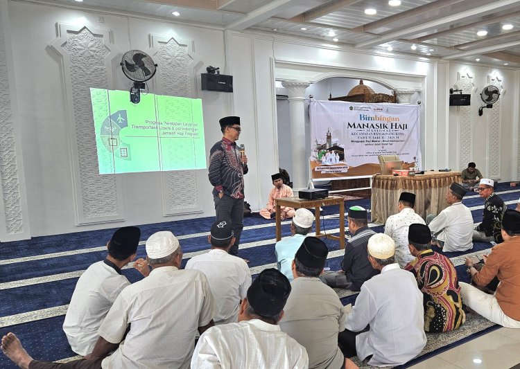 Jemaah Haji Riau Dapatkan Living Cost 750 SAR di Embarkasi Batam