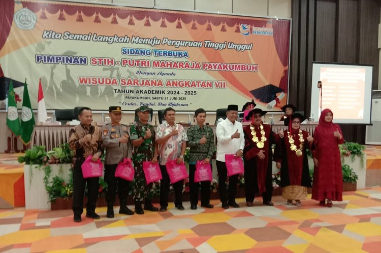 STIH Putri Maharaja Wisuda 54 Sarjana Hukum Angkatan 2025
