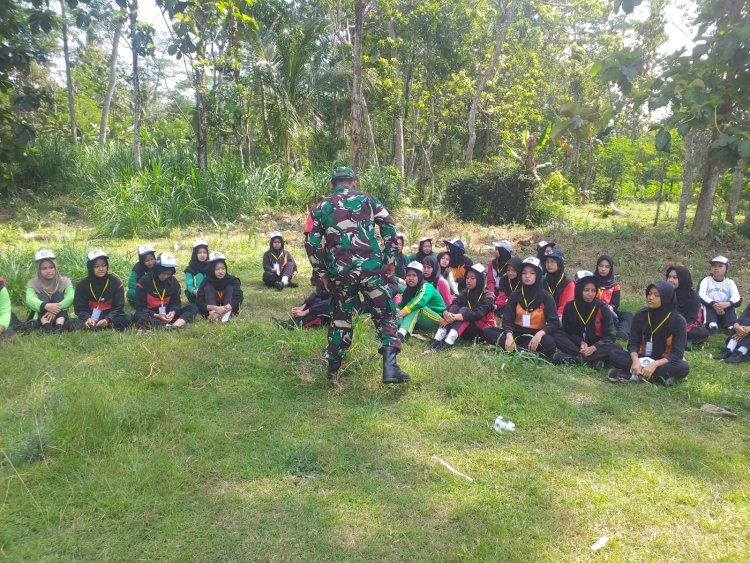 Kodim Boyolali Latih Kepemimpinan Siswa SMAN 2