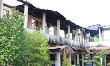 SMAN 1 Tebing Tinggi Riau Terbakar, 34 Ruangan Ludes Termasuk Arsip Ijazah Siswa