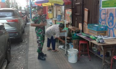 Babinsa Serengan Pantau dan Dukung UMKM Surakarta