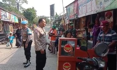 Babinsa dan Bhabinkamtibmas Patroli Bersama Ciptakan Kamtibmas Aman