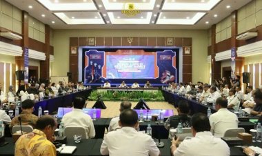 Bupati Dairi Ir. Vicner Sinaga, Hadiri Kunjungan Kerja Komisi II DPR RI Di PT Bank Sumut 