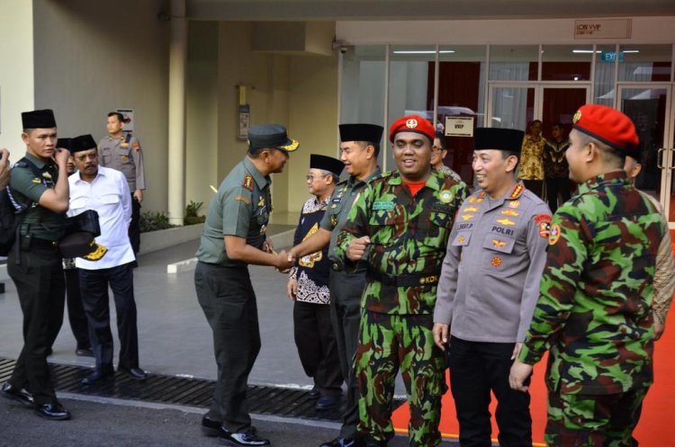 Kepala Staf Umum TNI Hadiri Apel Akbar Kokam di Stadion Manahan Surakarta