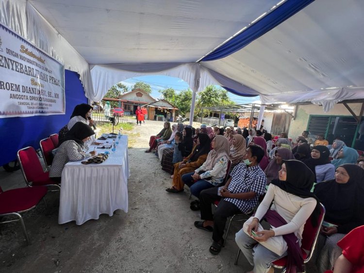 "Penyebarluasan Perda 14 Tahun 2018, Roem Diani Dewi Gelar Sosialisasi dan Pertemuan (Sosper)"