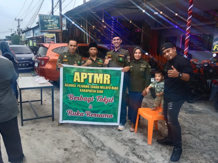 Aliansi Pejuang Tanah Melayu Riau DPD APTMR Menggelar Acara Buka Bersama dan Berbagi Takjil