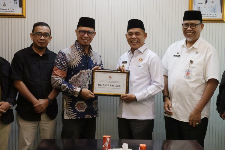 KPU Indragiri Hilir Kembalikan Dana Hibah Pilkada Yang Tidak Terpakai