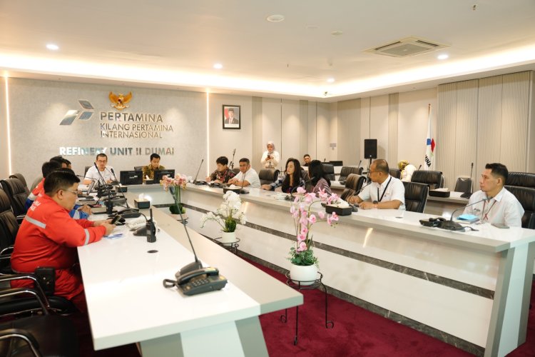 Kunjungi Kilang Dumai, Tenaga Ahli Menteri ESDM Apresiasi Langkah Efisiensi dan Transisi Energi