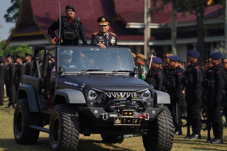 Gelar Upacara Hari Bhayangkara Ke-79, Polda Riau Siap Membumikan Kembali Nilai-Nilai Lokal