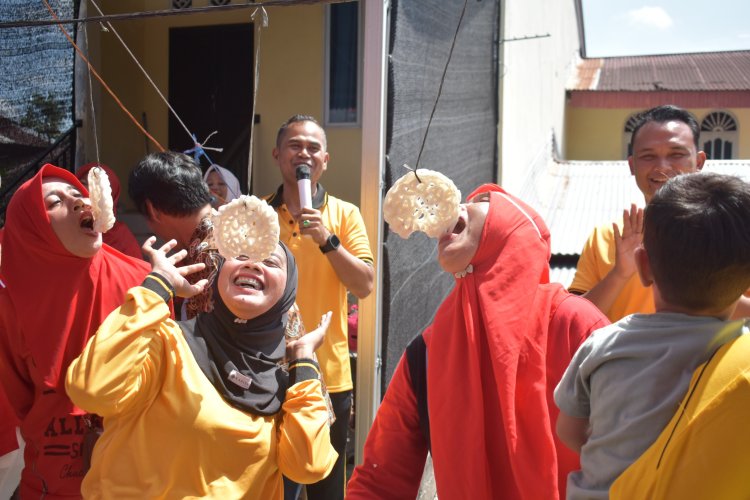 Meriahkan HUT Ke 80 RI, Satlantas Pekanbaru Bersama Warga Gelar Perlombaan Rakyat
