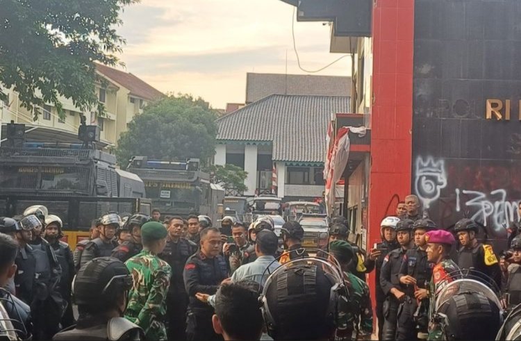 Aksi Massa Ojol di Mako Brimob Kwitang, Tuntut Keadilan atas Tragedi Affan Kurniawan