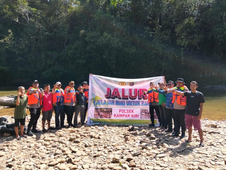 Penyaluran Bantuan dan Layanan Gratis di Pedalaman Rimbang Baling