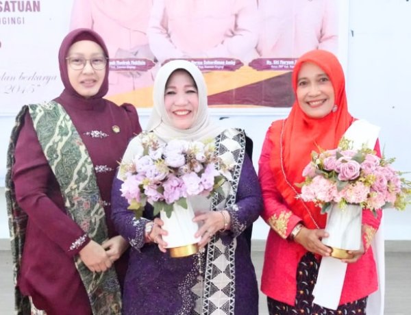 DWP Kuantan Singingi Resmi Launching Kayuah Florist di Teluk Kuantan