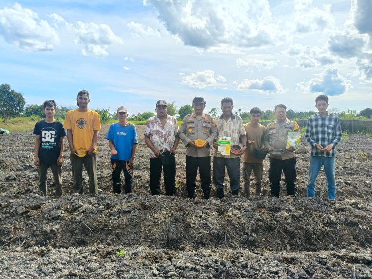 Polsek Rangsang Tanam Jagung 1,5 Hektar Dukung Ketahanan Pangan