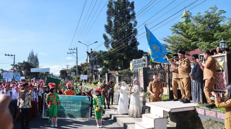 Bupati Dairi Ir. Vickner Sinaga Didampingi Wakil Bupti Wahyu Daniel Sinaga, Lepas Kontingen MTQ Ke-51 Tingkat Kabupaten Dairi Tahun 2026