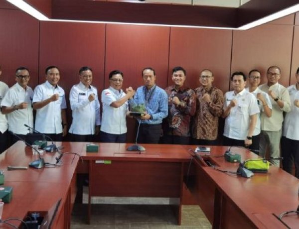 Bupati Asmar Temui Bappenas RI, Perjuangkan Dukungan APBN 2027 untuk Infrastruktur dan Pembangunan Kepulauan Meranti