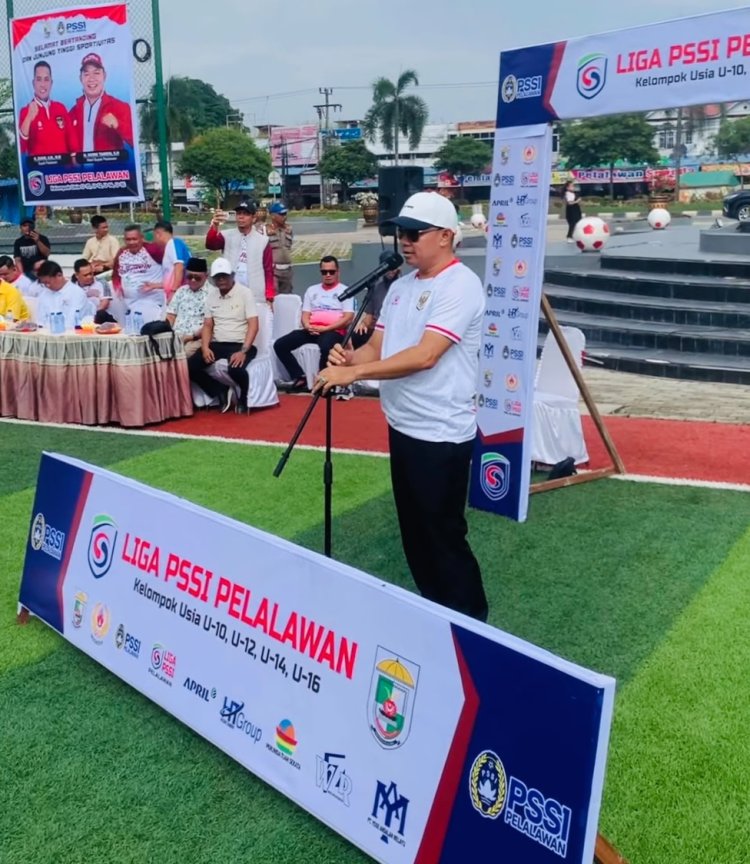 Wabup Husni Tamrin Resmi Buka Liga PSSI Pelalawan KU U-10, U-12, U-14, dan U-16, Komitmen Cetak Generasi Persepak Bola Berprestasi